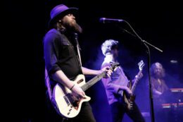 Robert Jon & The Wreck