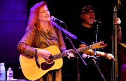Eddi Reader