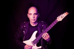 Joe Satriani