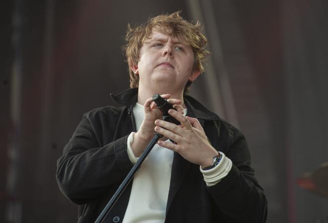 LEWIS CAPALDI