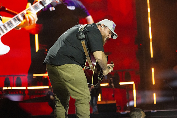 Luke Combs London Wembley Stadium 2026 photo 1
