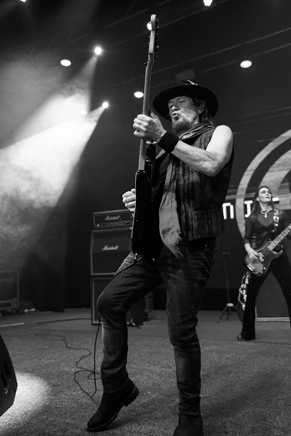 Smith & Kotzen – Wolverhampton