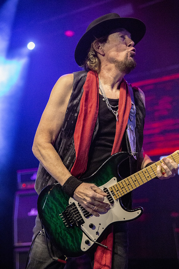 Smith & Kotzen – Wolverhampton