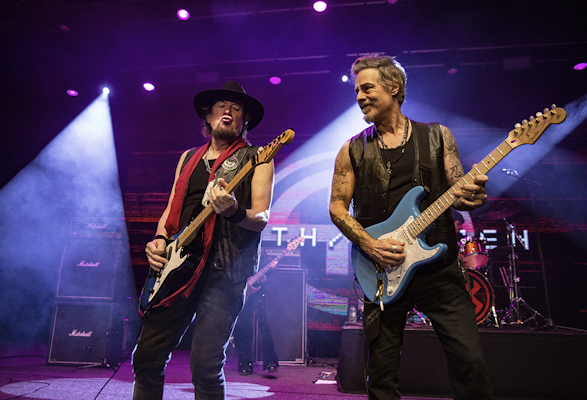 Smith & Kotzen – Wolverhampton