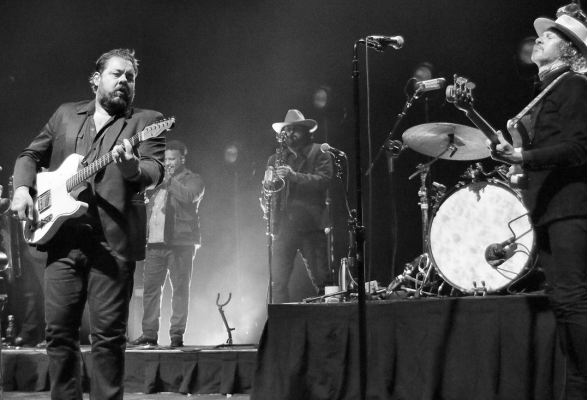 Nathaniel Rateliff & The Night Sweats