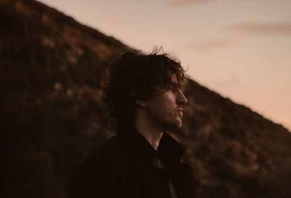 dean lewis