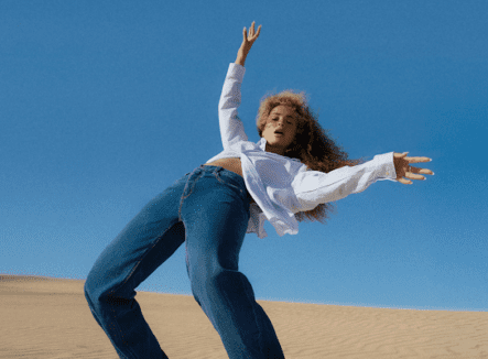 ella eyre