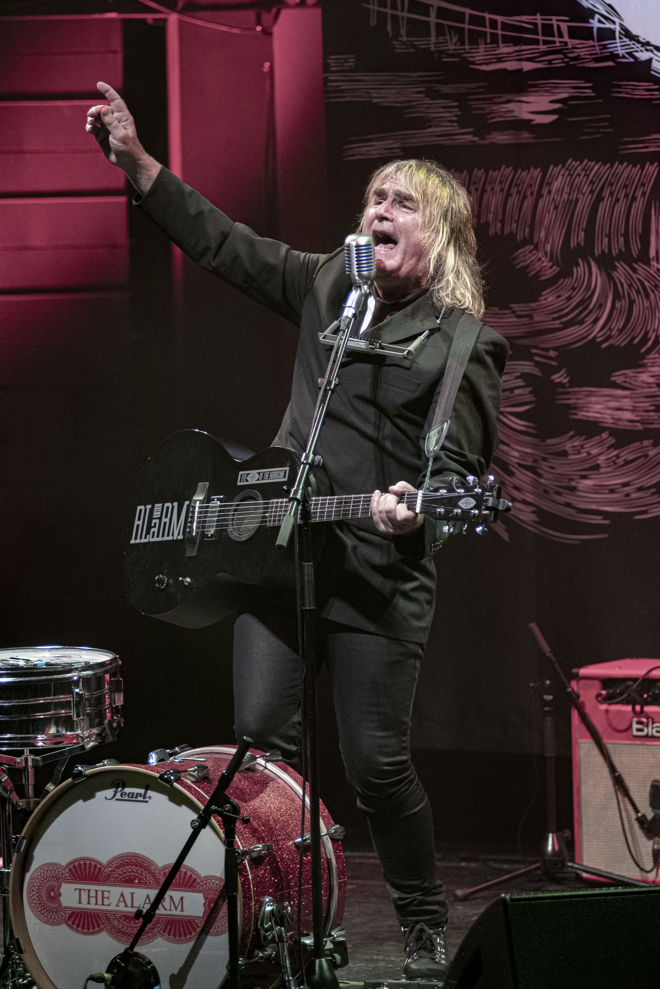 Mike Peters 