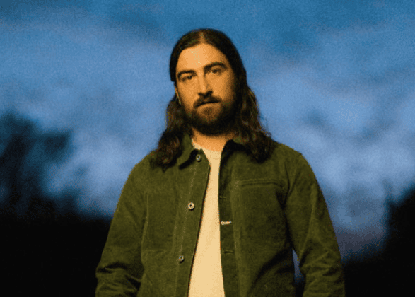 noah kahan tour news