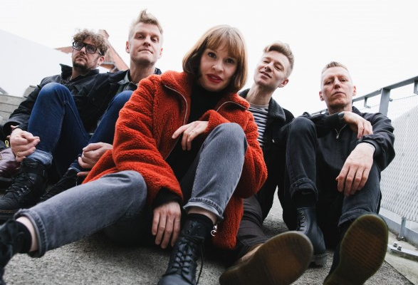 skinny lister